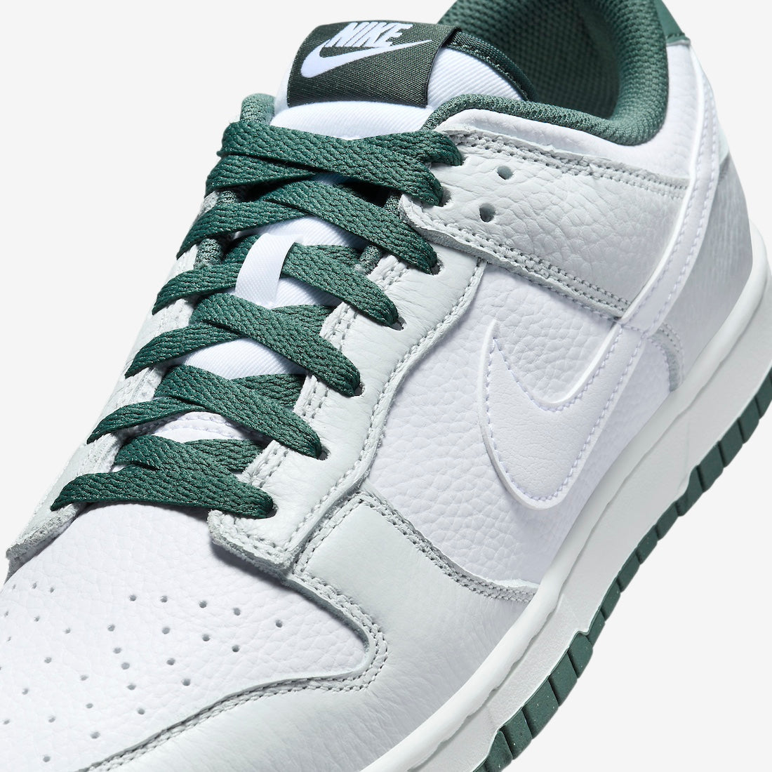 Men's Nike Dunk Low "Vintage Green" HF2874-001 Fashion Athletic Sneaker
