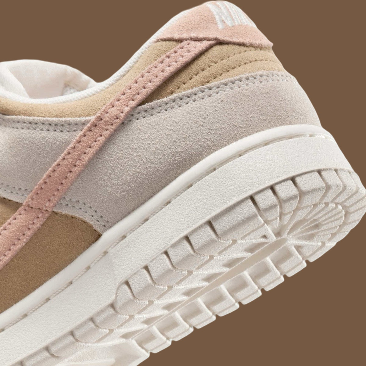 Women's Nike Dunk "Phantom Washed Coral" IB4367-030 Fashion Athletic Sneaker