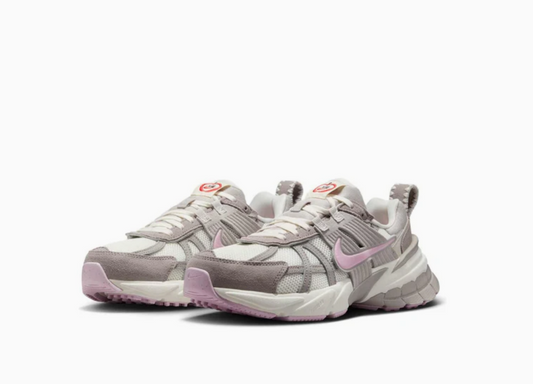 Women's Nike V2K "Valentine's Day" HV5997-161  Running Gym Shoes Fashion Athletic