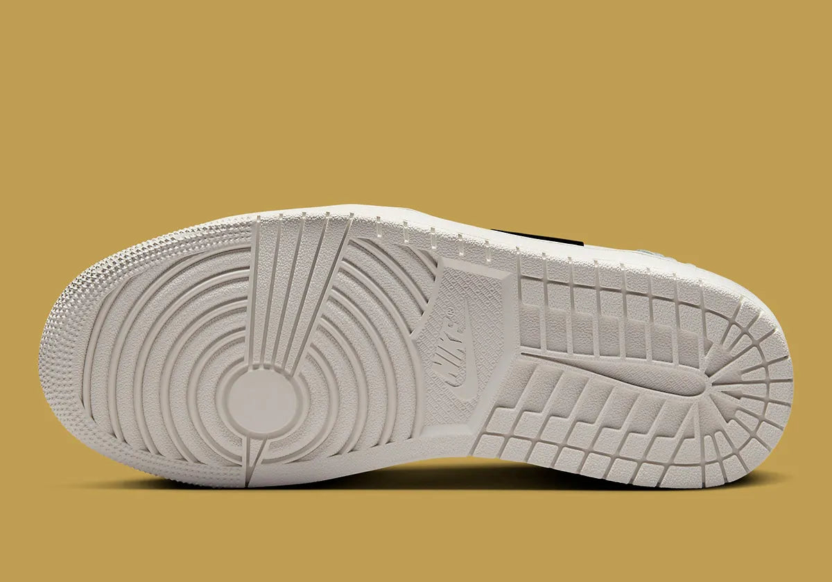 Women's Air Jordan 1 Low Method of Make Legend Light Brown FN3032-100