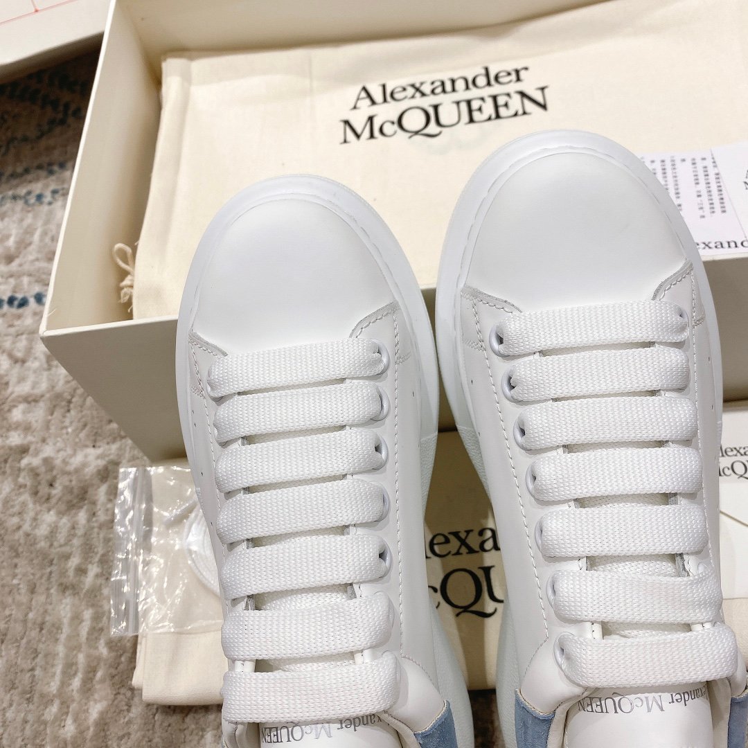 Alexander McQueen Oversized Sneaker EU35 – EU45
