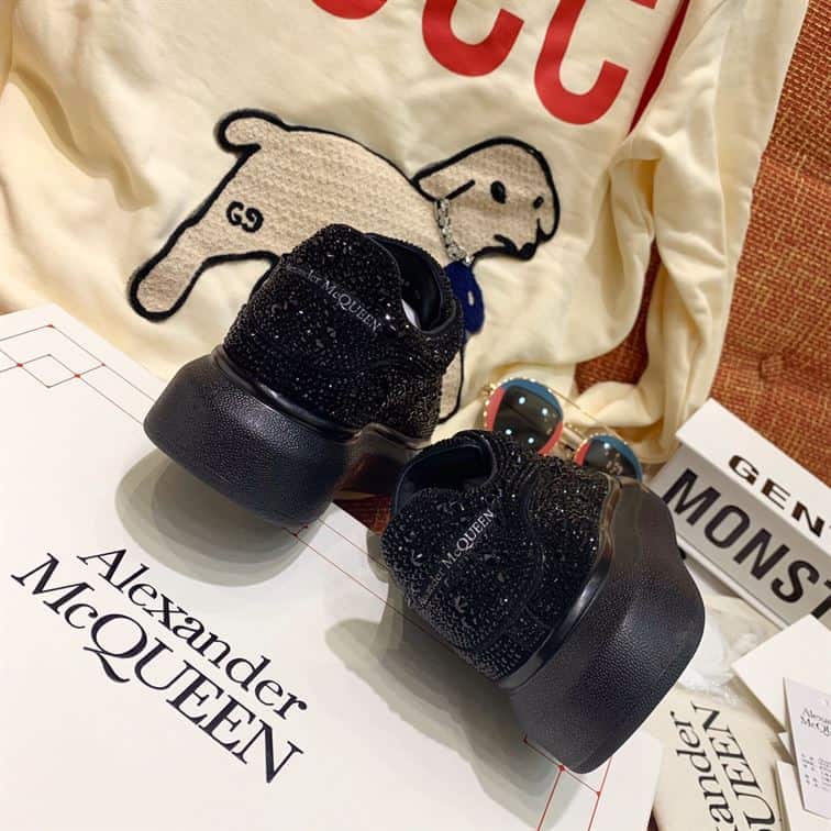 Alexander McQueen Oversized Sneaker in Black EU35 – EU45