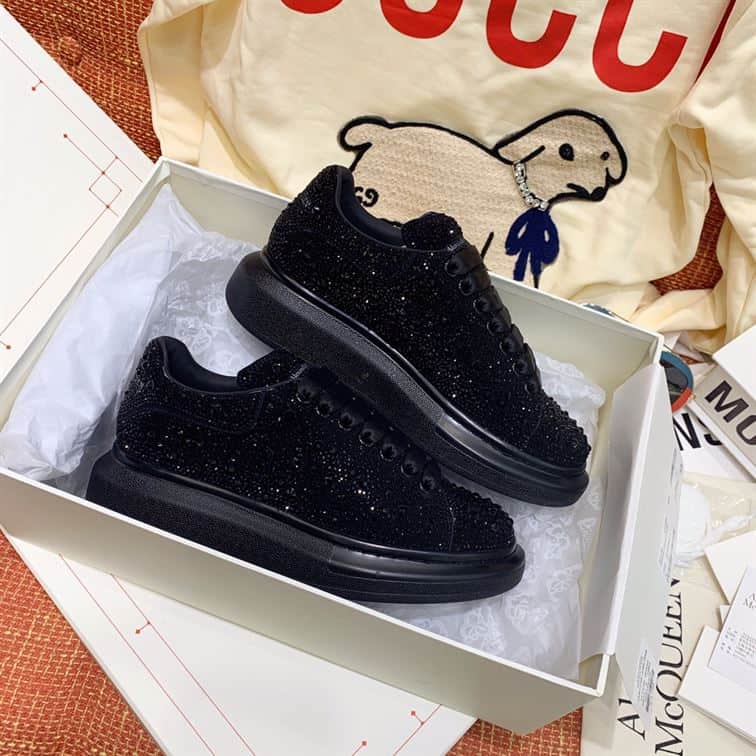 Alexander McQueen Oversized Sneaker in Black EU35 – EU45