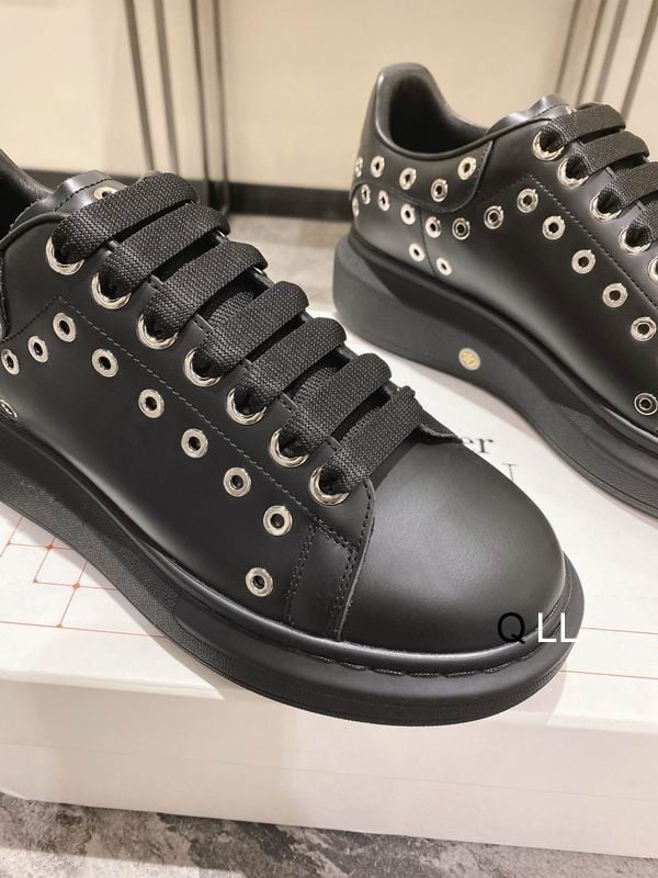 Alexander McQueen Oversized Sneaker in Black/silver EU35 – EU45