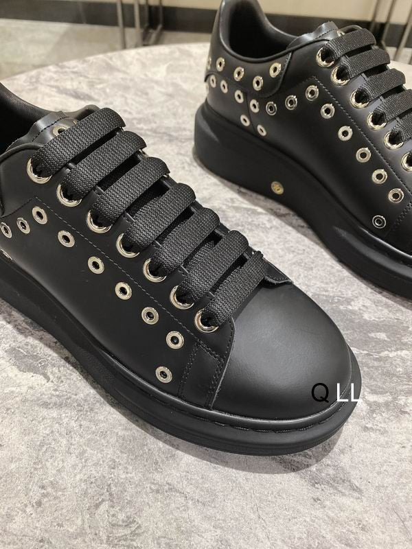 Alexander McQueen Oversized Sneaker in Black/silver EU35 – EU45