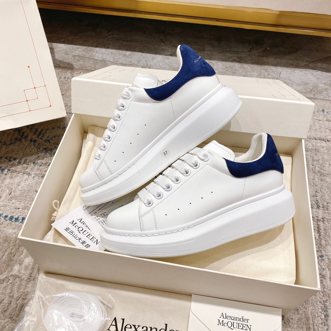 Alexander McQueen Oversized Sneaker in White/paris Blue EU35 – EU45