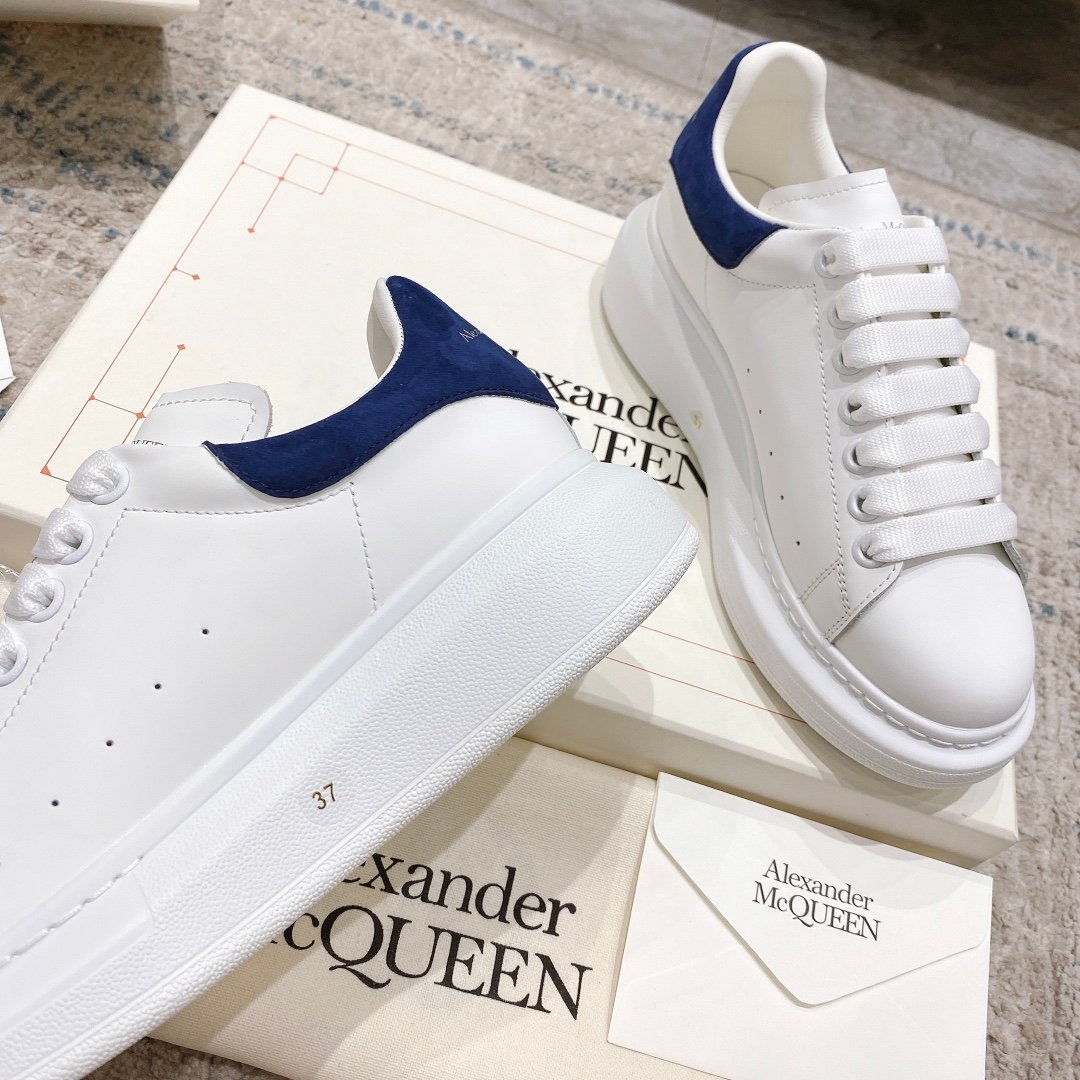 Alexander McQueen Oversized Sneaker in White/paris Blue EU35 – EU45