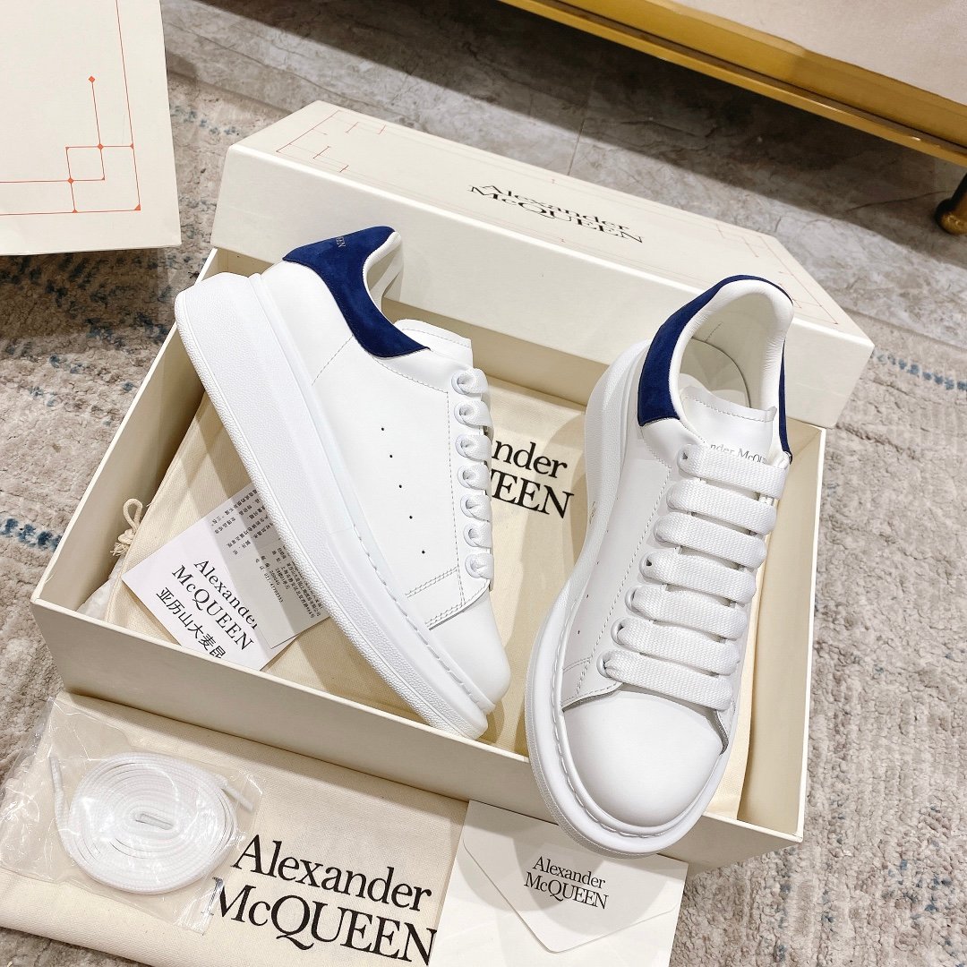 Alexander McQueen Oversized Sneaker in White/paris Blue EU35 – EU45