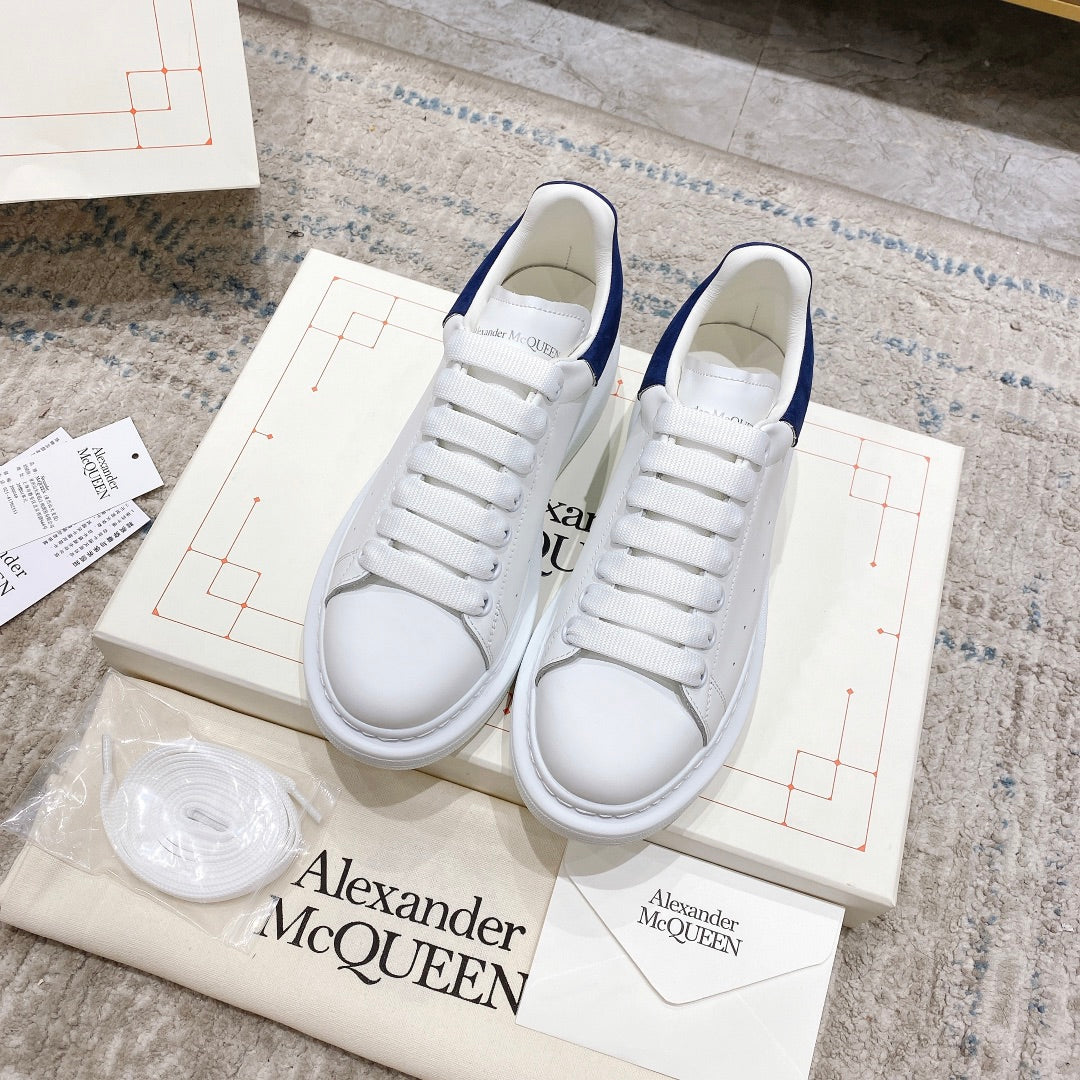 Alexander McQueen Oversized Sneaker in White/paris Blue EU35 – EU45