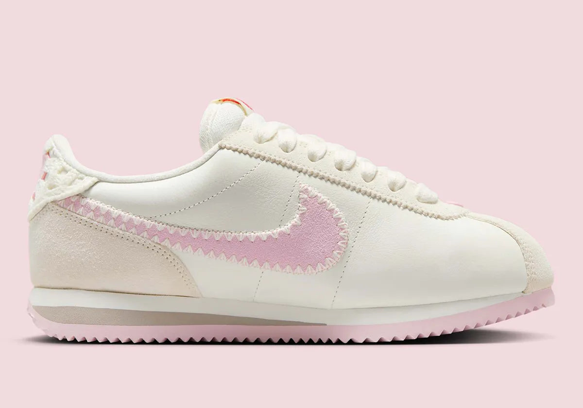 Women's Nike Cortez "Valentine's Day" HV6012-161