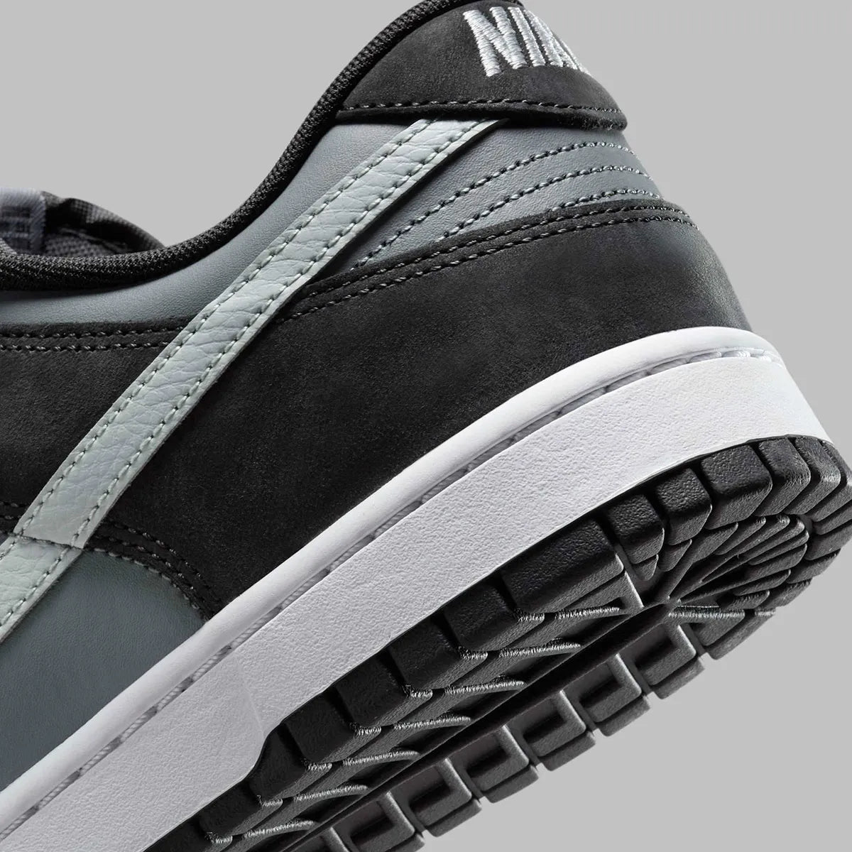 Men's Nike Dunk Low "Black/Light Smoke Grey" IB3079-001 Fashion Athletic Sneaker