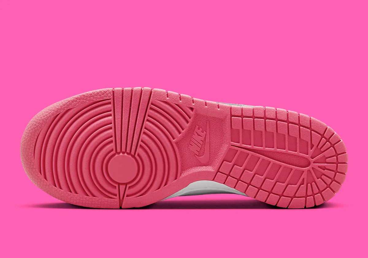 Nike Dunk "Laser Fuchsia" GS/Women Athletic Fashion Sneaker
