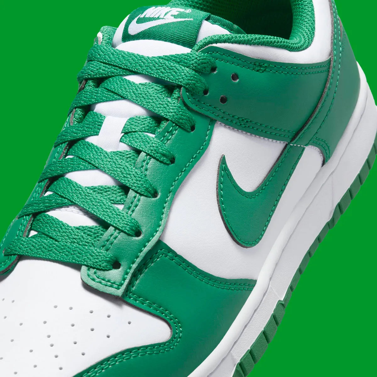 Men's Nike Dunk Low "Malachite" HF5441-101 Fashion Sneaker
