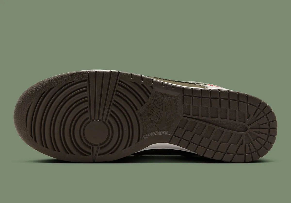Men's Nike Dunk "Year Of The Snake" Fashion Athletic Sneaker