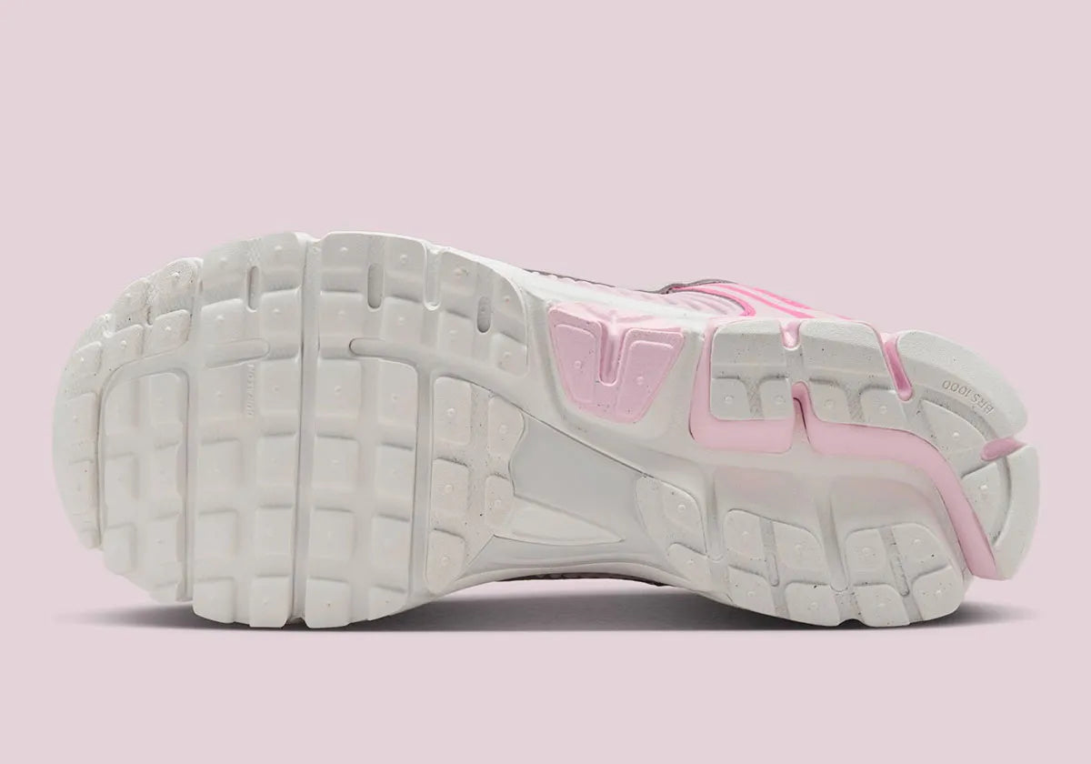 Women's Nike Vomero 5 "Hyper Pink" IM2404-645 Fashion Athletic Sneaker Trainer
