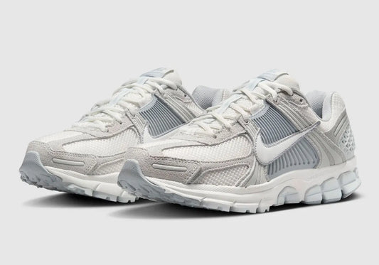 Women's Nike Vomero 5 "Pure Platinum" HQ0458-001 Fashion Athletic Sneaker Trainer