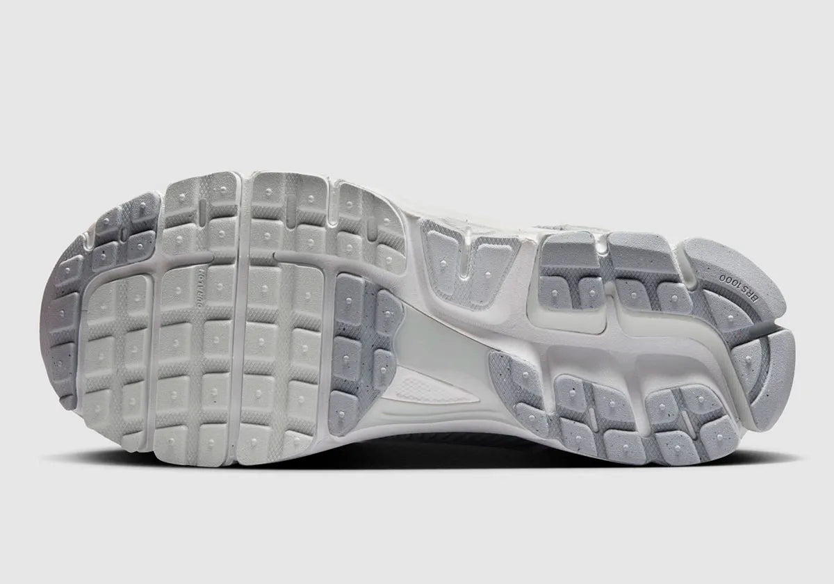 Women's Nike Vomero 5 "Pure Platinum" HQ0458-001 Fashion Athletic Sneaker Trainer