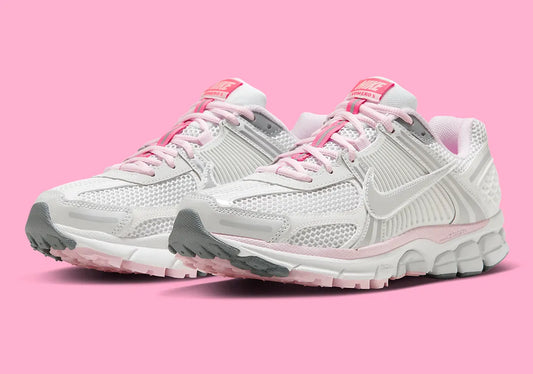 Women's Nike Vomero 5 "Silver/Pink" 520 FN3695-001 Fashion Athletic Sneaker Running Trainer